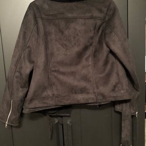 Forever 21 Jackets & Coats - Forever 21 black coat with full sherpa lining Forever 21 Jackets & Coats - Forever 21 black coat with full sherpa lining